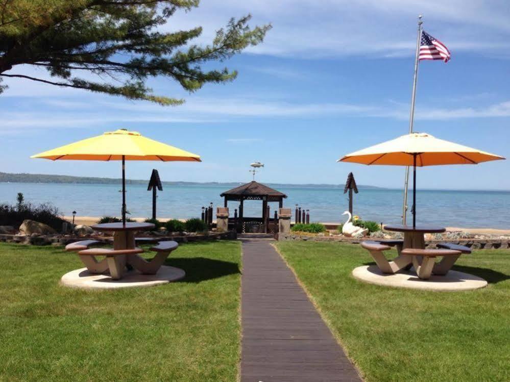 The Beach Haus - Traverse City Zewnętrze zdjęcie
